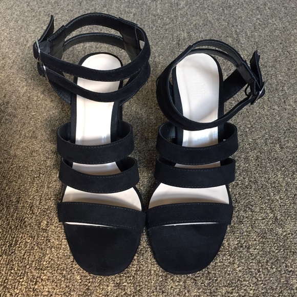 Charlotte Russe heels - Picture 3 of 9